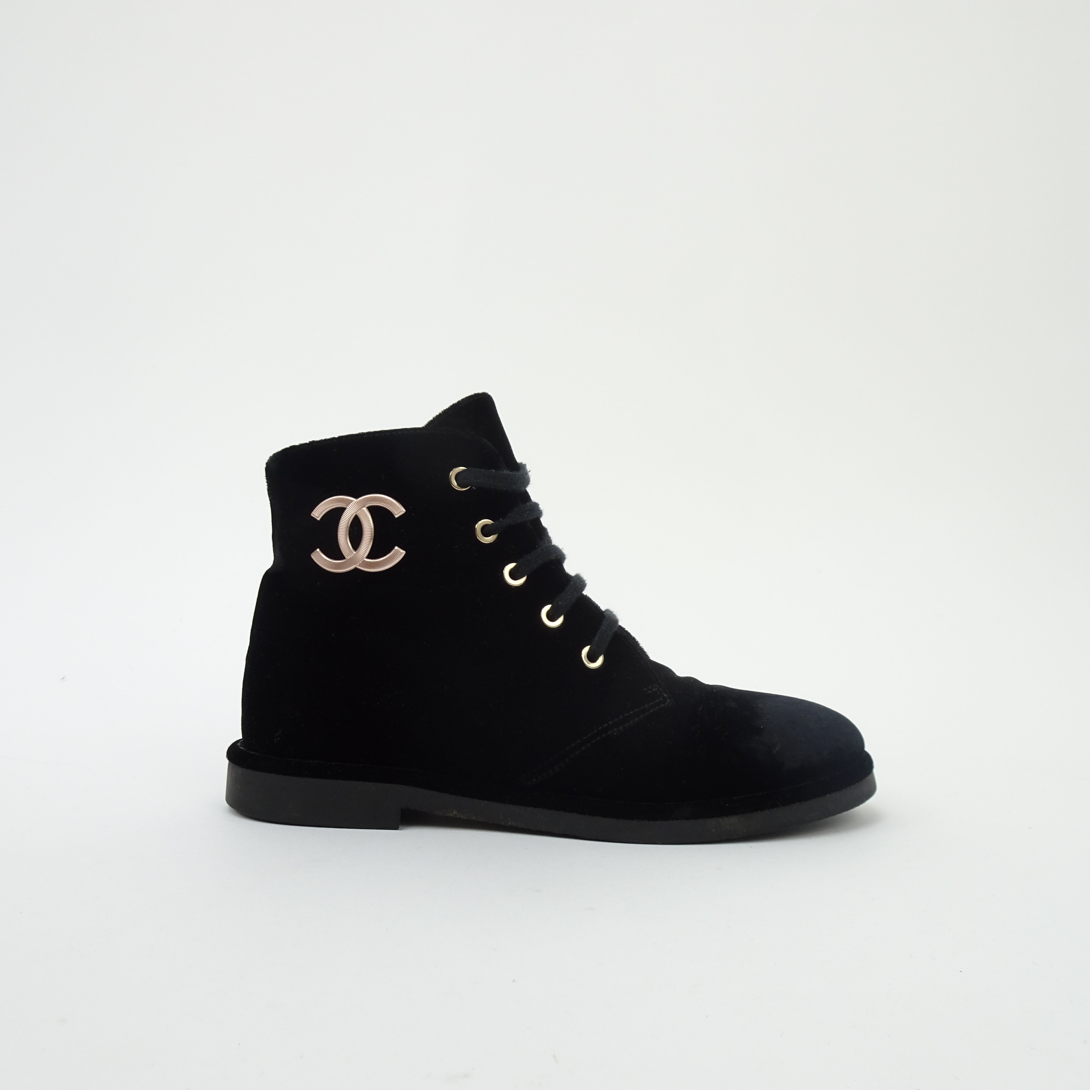 Velvet lace up boots Chanel Black size 355 EU in Velvet  30092010